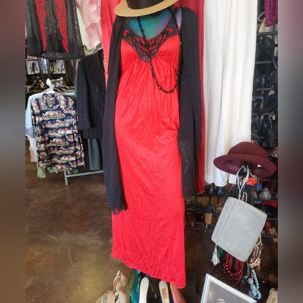 Elegant Red Lace Dress